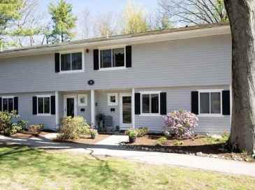 1 Beals Cove Rd, Hingham, Massachusetts, 2 Bedrooms Bedrooms, 4 Rooms Rooms,1.5 BathroomsBathrooms,Residential,For Sale,Beals Cove Rd,73508226