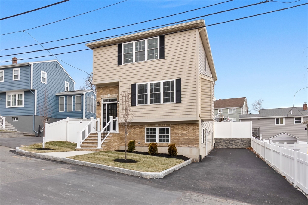 35 Liberty Ave, Revere, Massachusetts, 6 Bedrooms Bedrooms, 12 Rooms Rooms,3 BathroomsBathrooms,Residential,For Sale,Liberty Ave,73491876