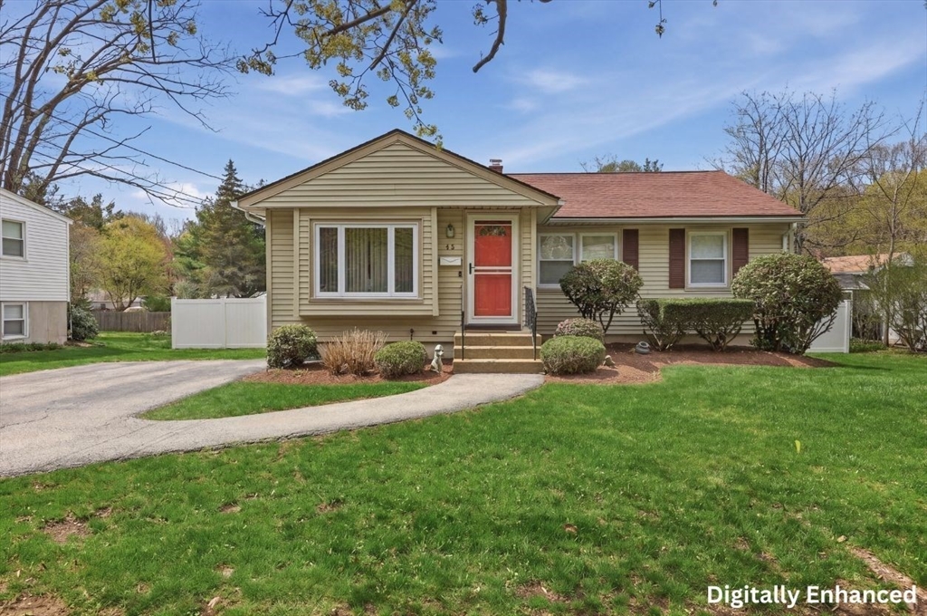 45 Sussex Lane, Worcester, Massachusetts, 3 Bedrooms Bedrooms, 7 Rooms Rooms,2 BathroomsBathrooms,Residential,For Sale,Sussex Lane,73506750
