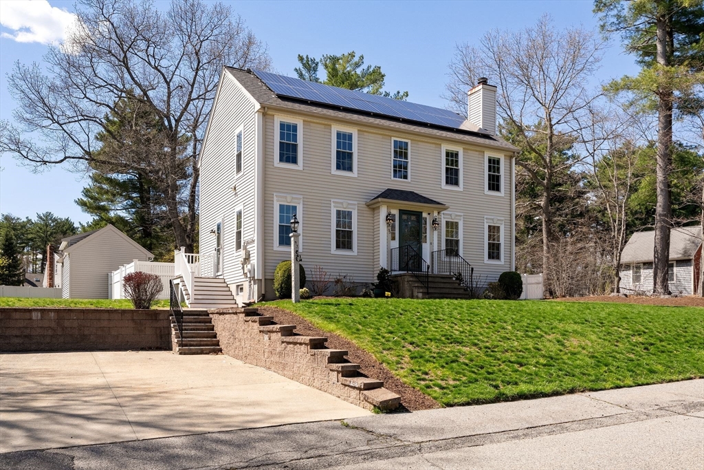 53 Mansfield St, Weymouth, Massachusetts, 3 Bedrooms Bedrooms, 5 Rooms Rooms,2 BathroomsBathrooms,Residential,For Sale,Mansfield St,73509127