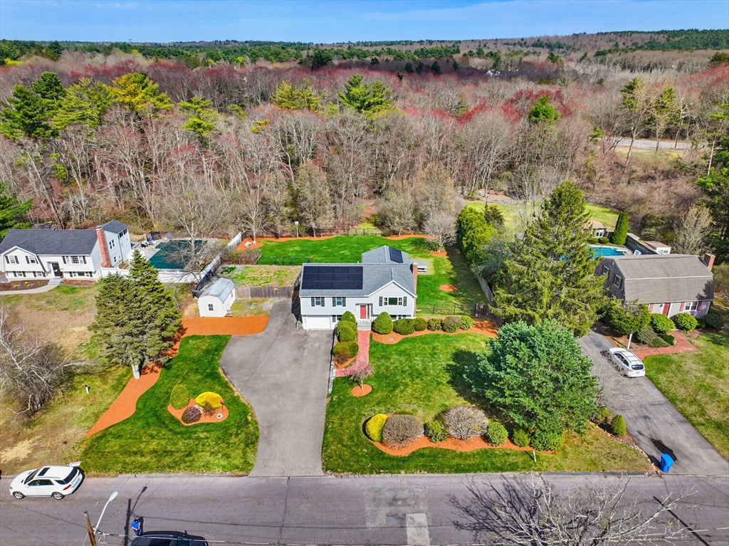40 Alderbrook Ct, Wrentham, Massachusetts, 3 Bedrooms Bedrooms, 7 Rooms Rooms,1.5 BathroomsBathrooms,Residential,For Sale,Alderbrook Ct,73496663
