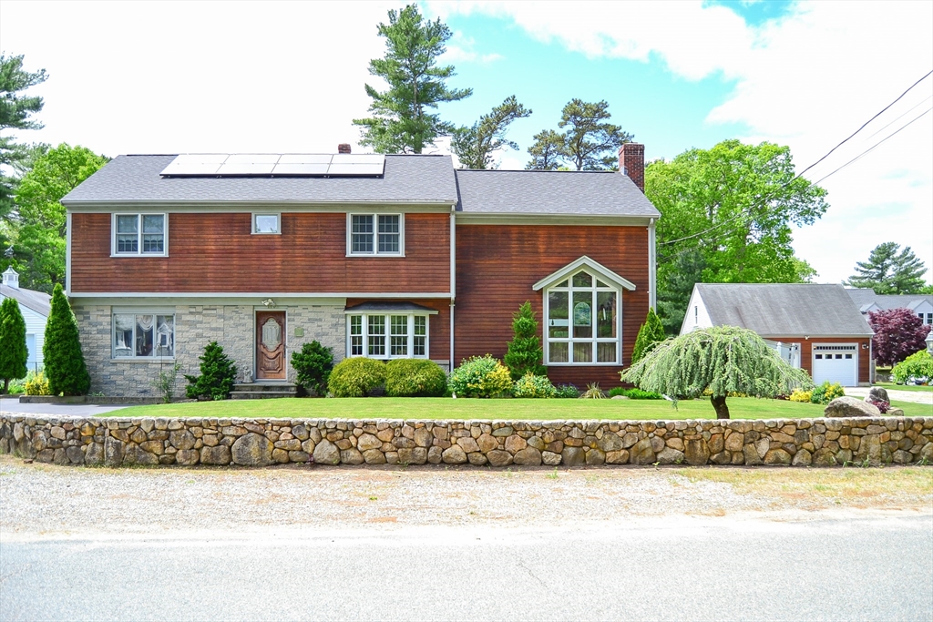 110 Mayflower Ridge Dr, Wareham, Massachusetts, 3 Bedrooms Bedrooms, 8 Rooms Rooms,2.5 BathroomsBathrooms,Residential,For Sale,Mayflower Ridge Dr,73458357