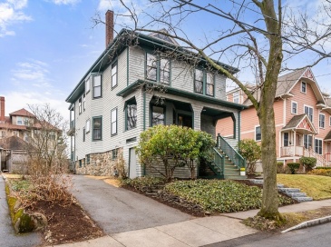 23 Lawndale Street, Belmont, Massachusetts, 6 Bedrooms Bedrooms, 11 Rooms Rooms,3 BathroomsBathrooms,Residential,For Sale,Lawndale Street,73497964