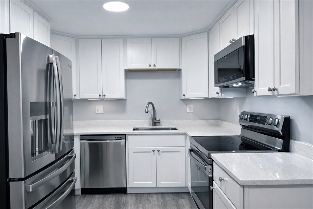 108 Norton Ave, Easton, Massachusetts, 2 Bedrooms Bedrooms, 6 Rooms Rooms,1 BathroomBathrooms,Residential Lease,For Rent,Norton Ave,73526764