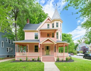 238 Sumner Avenue, Springfield, Massachusetts, 6 Bedrooms Bedrooms, 6 Rooms Rooms,2 BathroomsBathrooms,Residential,For Sale,Sumner Avenue,73526778