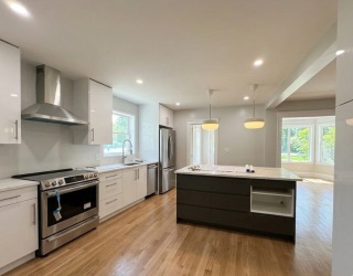 21 Butler Avenue, Lexington, Massachusetts, 4 Bedrooms Bedrooms, 8 Rooms Rooms,2 BathroomsBathrooms,Residential Lease,For Rent,Butler Avenue,73526990