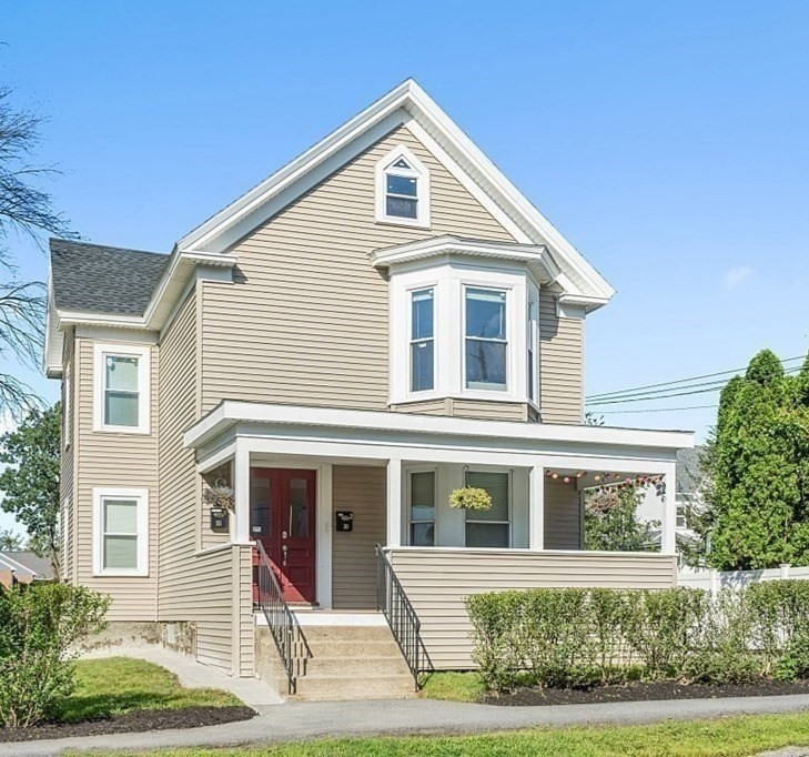 30 Maple Ave, North Andover, Massachusetts, 3 Bedrooms Bedrooms, 6 Rooms Rooms,1 BathroomBathrooms,Residential Lease,For Rent,Maple Ave,73526791