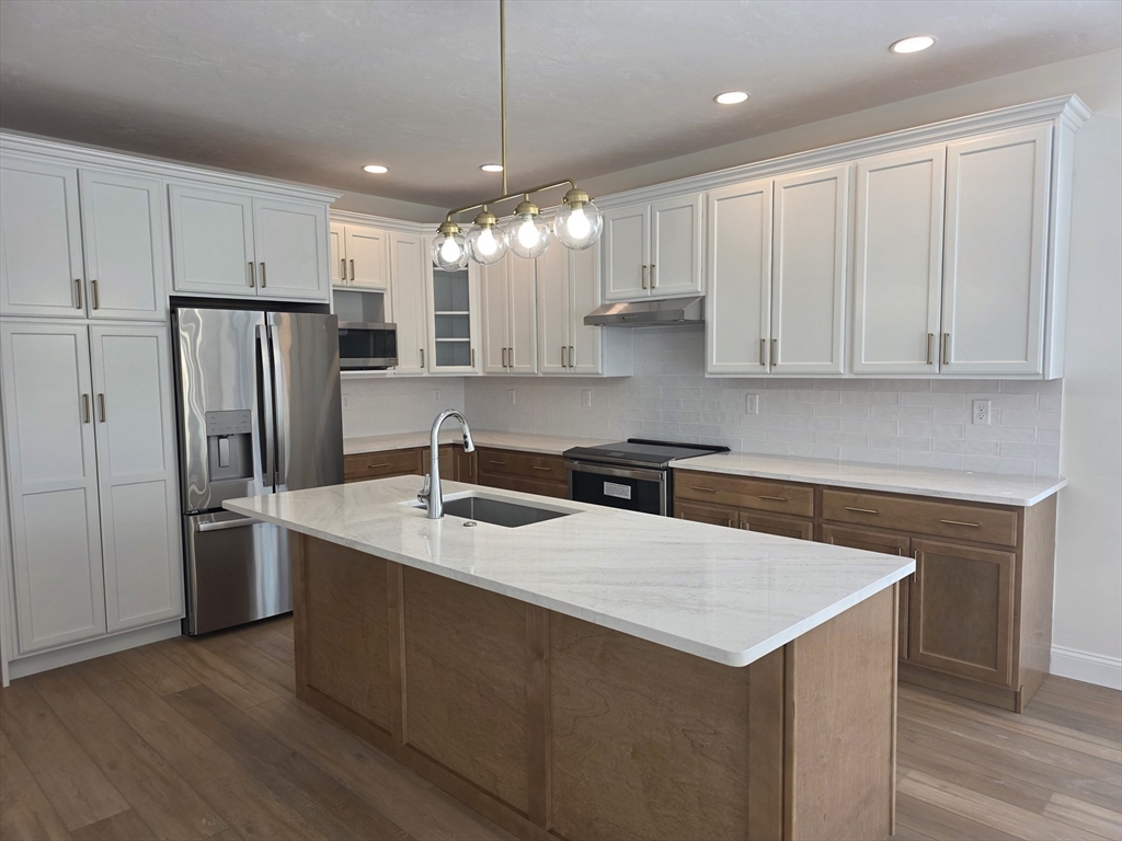 202 Integrity Drive, Rutland, Massachusetts, 2 Bedrooms Bedrooms, 6 Rooms Rooms,2 BathroomsBathrooms,Residential,For Sale,Integrity Drive,73526799