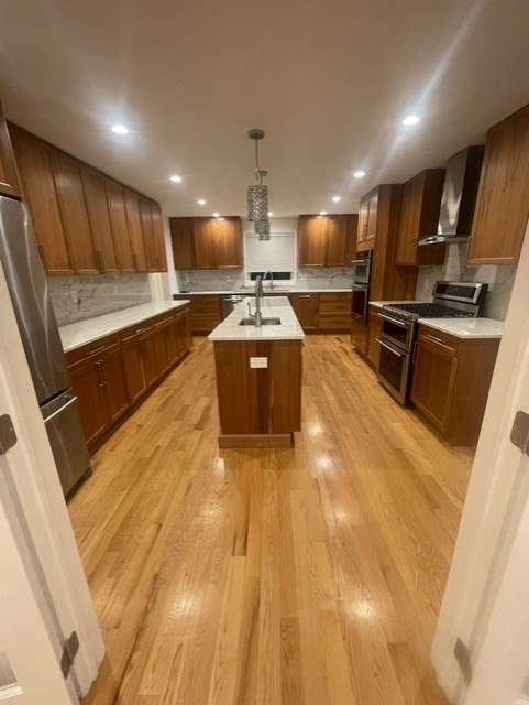 24 Fairfield St, Newton, Massachusetts, 6 Bedrooms Bedrooms, 12 Rooms Rooms,5 BathroomsBathrooms,Residential Lease,For Rent,Fairfield St,73526815