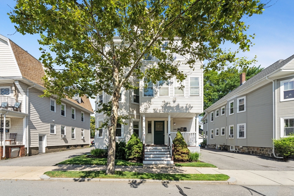146 Beech Street, Belmont, Massachusetts, 2 Bedrooms Bedrooms, 6 Rooms Rooms,1 BathroomBathrooms,Residential Lease,For Rent,Beech Street,73526836