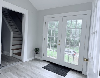 56 South Main St, Uxbridge, Massachusetts, 3 Bedrooms Bedrooms, 6 Rooms Rooms,1 BathroomBathrooms,Residential Lease,For Rent,South Main St,73526843