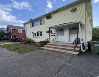 41 Townly Rd, Watertown, Massachusetts, 2 Bedrooms Bedrooms, 5 Rooms Rooms,1 BathroomBathrooms,Residential Lease,For Rent,Townly Rd,73526908