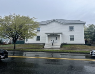 61 Lincoln Ave, Saugus, Massachusetts, 2 Bedrooms Bedrooms, 4 Rooms Rooms,1.5 BathroomsBathrooms,Residential Lease,For Rent,Lincoln Ave,73526913