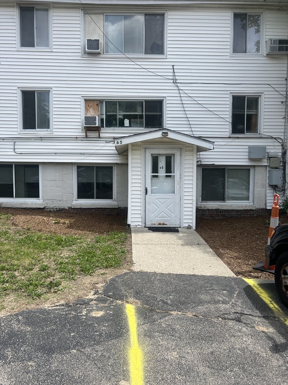 67 Curve St, Millis, Massachusetts, 1 Bedroom Bedrooms, 3 Rooms Rooms,1 BathroomBathrooms,Residential Lease,For Rent,Curve St,73526936