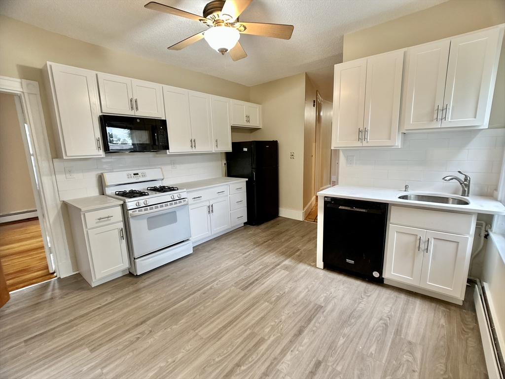 22 Spring Park Ave, Boston, Massachusetts, 3 Bedrooms Bedrooms, 6 Rooms Rooms,1 BathroomBathrooms,Residential Lease,For Rent,Spring Park Ave,73527038