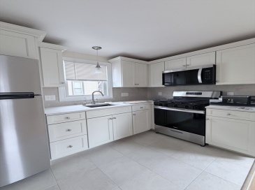 26 Brooks St, Boston, Massachusetts, 1 Bedroom Bedrooms, 4 Rooms Rooms,1 BathroomBathrooms,Residential Lease,For Rent,Brooks St,73527057 26 Brooks St, Boston, Massachusetts, 1 Bedroom Bedrooms, 4 Rooms Rooms,1 BathroomBathrooms,Residential Lease,For Rent,Brooks St,73527057