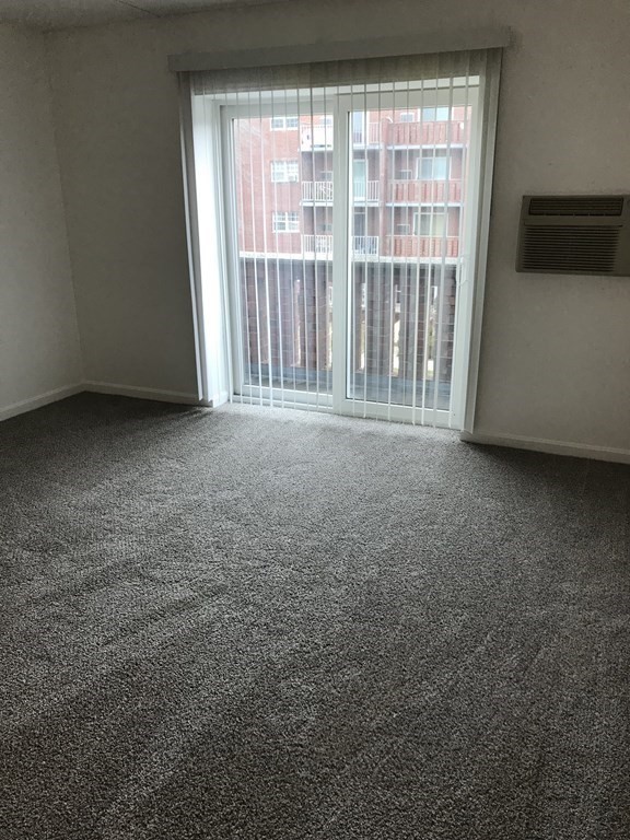 70 Webster, Weymouth, Massachusetts, 1 Room Rooms,1 BathroomBathrooms,Residential,For Sale,Webster,73527059