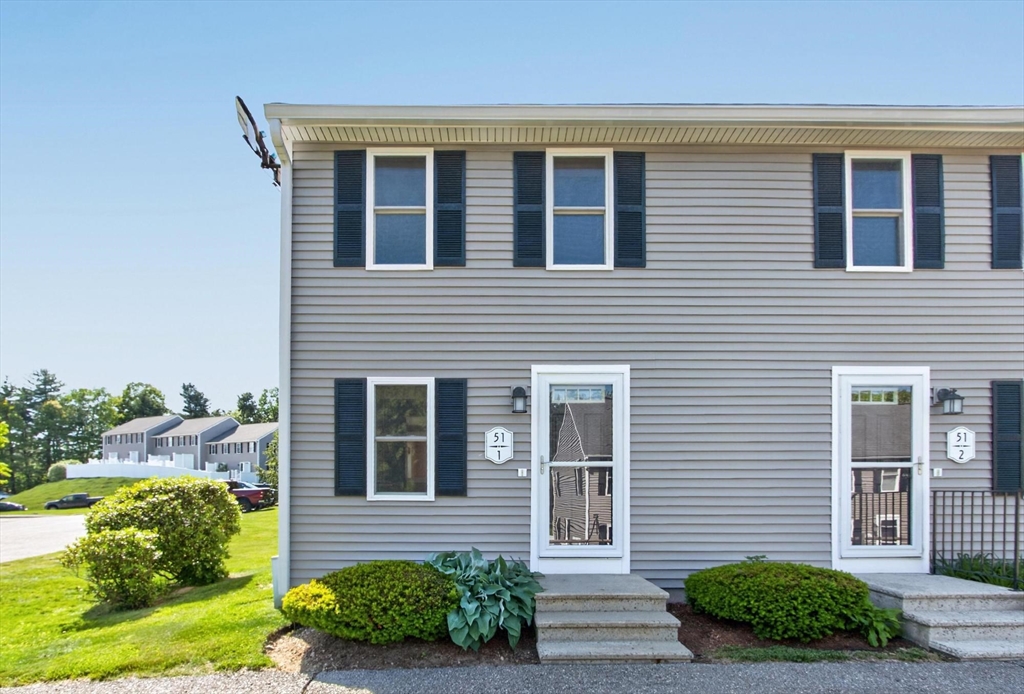 51 Olde Colonial, Gardner, Massachusetts, 2 Bedrooms Bedrooms, 5 Rooms Rooms,1.5 BathroomsBathrooms,Residential,For Sale,Olde Colonial,73526788