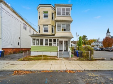 201 Main St, Springfield, Massachusetts, 9 Bedrooms Bedrooms, 15 Rooms Rooms,3 BathroomsBathrooms,Residential Income,For Sale,Main St,73526948