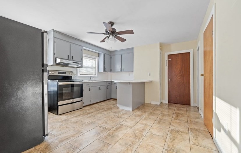 63 Moran Street, North Attleboro, Massachusetts, 3 Bedrooms Bedrooms, 6 Rooms Rooms,1 BathroomBathrooms,Residential Lease,For Rent,Moran Street,73527152