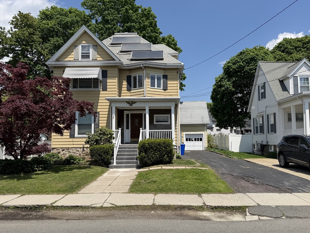 15 Linwood, Saugus, Massachusetts, 3 Bedrooms Bedrooms, 7 Rooms Rooms,1 BathroomBathrooms,Residential Lease,For Rent,Linwood,73527164