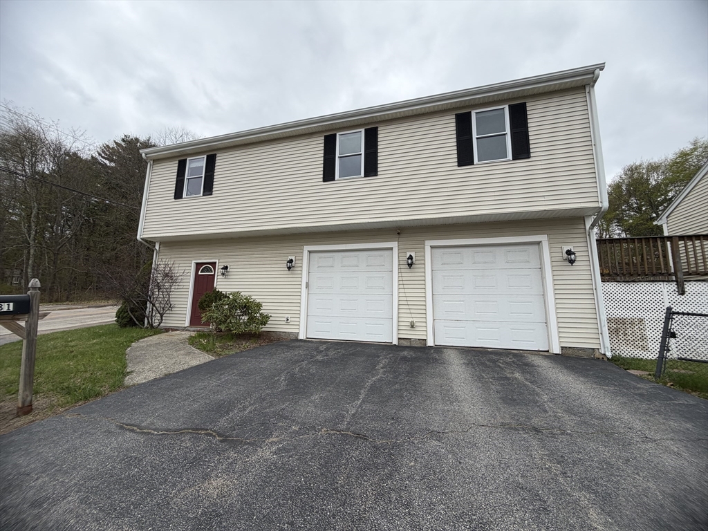 81 N Main St, Bellingham, Massachusetts, 4 Bedrooms Bedrooms, 8 Rooms Rooms,2.5 BathroomsBathrooms,Residential Lease,For Rent,N Main St,73516036