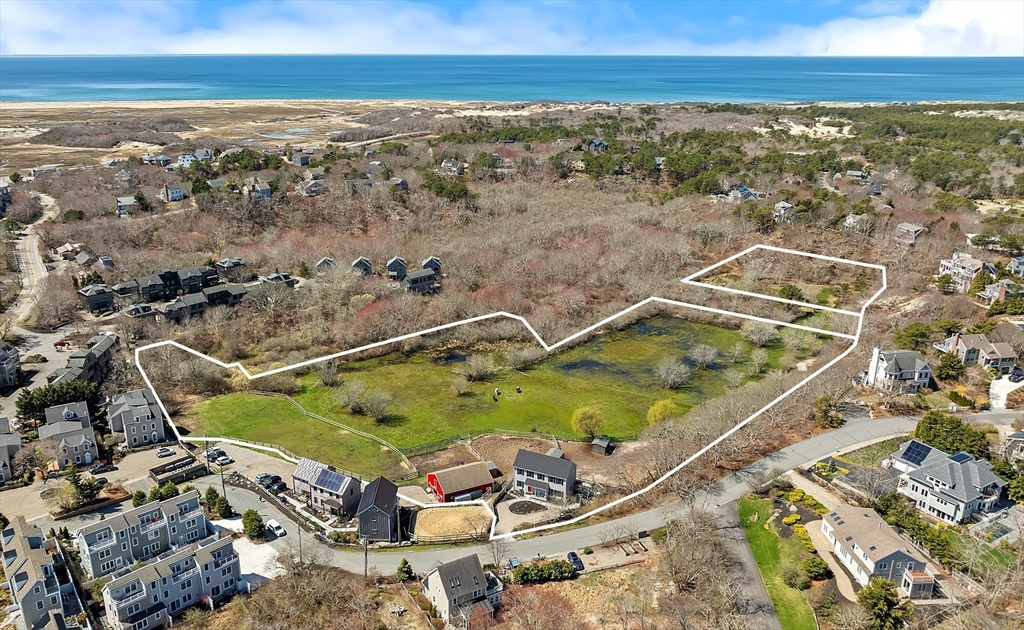 66 & 70 West Vine St, Provincetown, Massachusetts, 3 Bedrooms Bedrooms, 5 Rooms Rooms,2.5 BathroomsBathrooms,Residential,For Sale,West Vine St,73527129