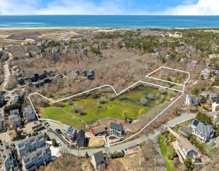 66 & 70 West Vine St, Provincetown, Massachusetts, 3 Bedrooms Bedrooms, 5 Rooms Rooms,2.5 BathroomsBathrooms,Residential,For Sale,West Vine St,73527129