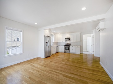 48 Spruce, Winchester, Massachusetts, 4 Bedrooms Bedrooms, 6 Rooms Rooms,3.5 BathroomsBathrooms,Residential Lease,For Rent,Spruce,73527197