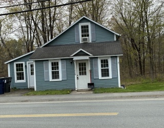 20 Bridge, Amherst, Massachusetts, 3 Bedrooms Bedrooms, 6 Rooms Rooms,1.5 BathroomsBathrooms,Residential,For Sale,Bridge,73527137