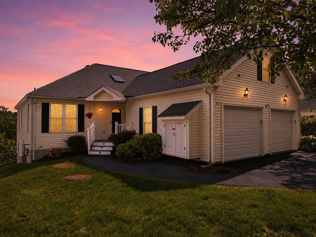 40 William Onthank Ln, Southborough, Massachusetts, 2 Bedrooms Bedrooms, 7 Rooms Rooms,2.5 BathroomsBathrooms,Residential,For Sale,William Onthank Ln,73527218