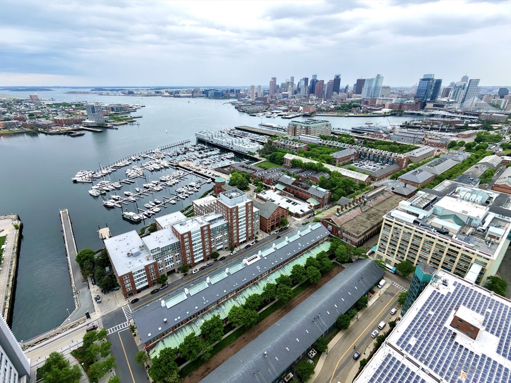 106 13th, Boston, Massachusetts, 2 Bedrooms Bedrooms, 6 Rooms Rooms,2 BathroomsBathrooms,Residential,For Sale,13th,73527185