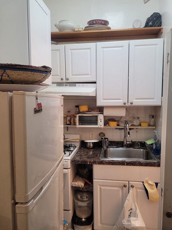 109 Dartmouth St, Boston, Massachusetts, 3 Rooms Rooms,1 BathroomBathrooms,Residential Lease,For Rent,Dartmouth St,73527234