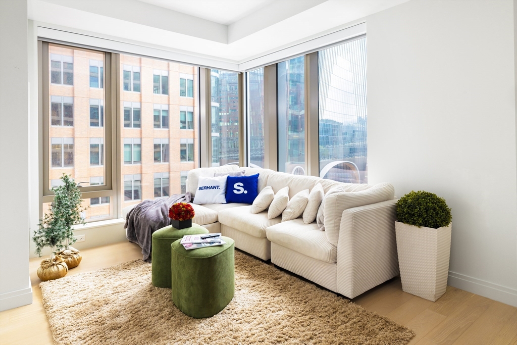 135 Seaport Blvd, Boston, Massachusetts, 1 Bedroom Bedrooms, 2 Rooms Rooms,1 BathroomBathrooms,Residential Lease,For Rent,Seaport Blvd,73513781