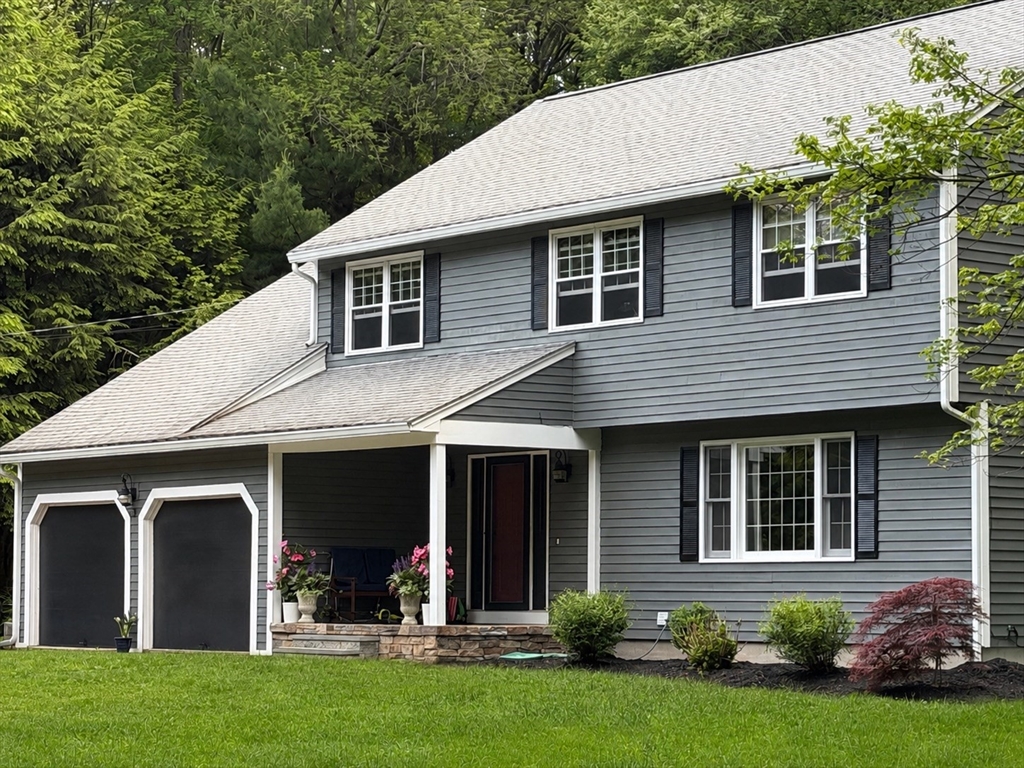 43 Lackey St, Westborough, Massachusetts, 4 Bedrooms Bedrooms, 8 Rooms Rooms,3 BathroomsBathrooms,Residential,For Sale,Lackey St,73527252