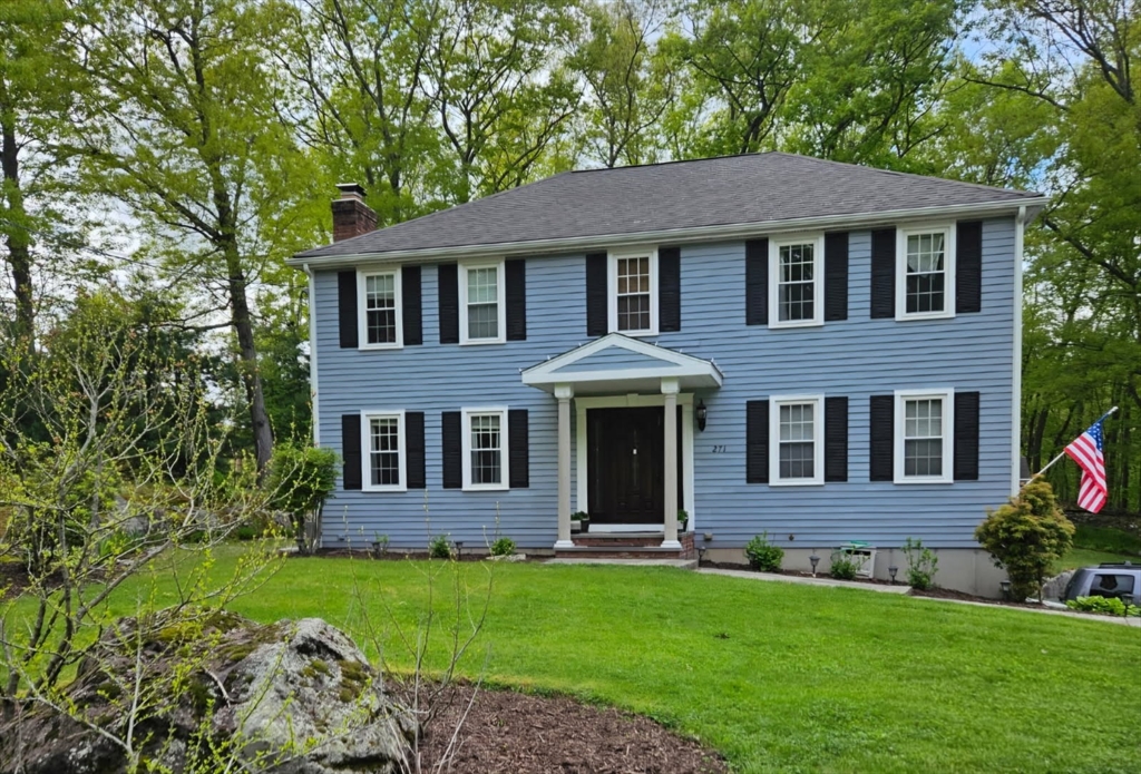 271 Cliff Drive, North Attleboro, Massachusetts, 4 Bedrooms Bedrooms, 8 Rooms Rooms,2.5 BathroomsBathrooms,Residential,For Sale,Cliff Drive,73521476