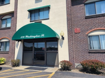 576 Washington Street, Weymouth, Massachusetts, 1 Bedroom Bedrooms, 4 Rooms Rooms,1 BathroomBathrooms,Residential Lease,For Rent,Washington Street,73487593 576 Washington Street, Weymouth, Massachusetts, 1 Bedroom Bedrooms, 4 Rooms Rooms,1 BathroomBathrooms,Residential Lease,For Rent,Washington Street,73487593