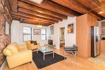 120 Commercial Street, Boston, Massachusetts, 2 Bedrooms Bedrooms, 4 Rooms Rooms,1 BathroomBathrooms,Residential Lease,For Rent,Commercial Street,73517818