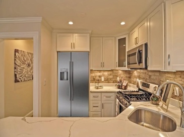 10 Juniper, Brookline, Massachusetts, 3 Bedrooms Bedrooms, 5 Rooms Rooms,1 BathroomBathrooms,Residential Lease,For Rent,Juniper,73520201