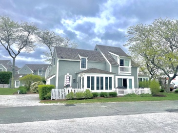 25 Milestone Way, Mashpee, Massachusetts, 2 Bedrooms Bedrooms, 5 Rooms Rooms,1.5 BathroomsBathrooms,Residential,For Sale,Milestone Way,73379243
