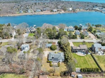 435 Acapesket Road, Falmouth, Massachusetts, 3 Bedrooms Bedrooms, 6 Rooms Rooms,2.5 BathroomsBathrooms,Residential,For Sale,Acapesket Road,73504134