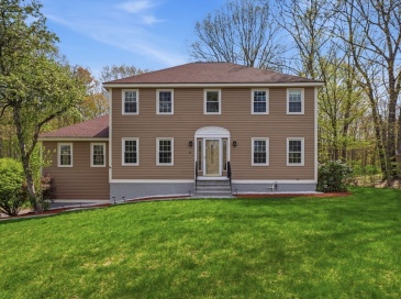 26 Nevada Rd, Tyngsborough, Massachusetts, 4 Bedrooms Bedrooms, 8 Rooms Rooms,2.5 BathroomsBathrooms,Residential,For Sale,Nevada Rd,73513519
