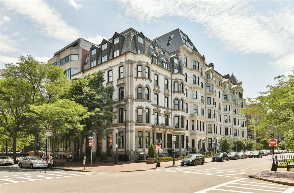 160 Commonwealth Ave, Boston, Massachusetts, ,Commercial Lease,For Rent,Commonwealth Ave,73430795
