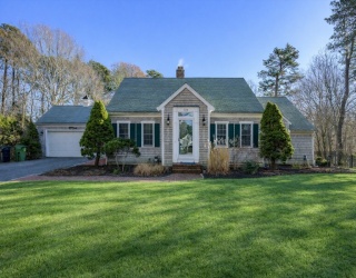 578 Huckins Neck Rd, Barnstable, Massachusetts, 3 Bedrooms Bedrooms, 6 Rooms Rooms,3 BathroomsBathrooms,Residential,For Sale,Huckins Neck Rd,73522036