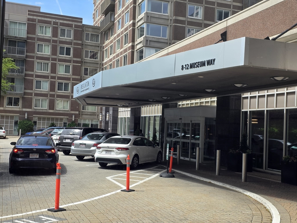 10-12 Museum Way, Cambridge, Massachusetts, 1 Bedroom Bedrooms, 4 Rooms Rooms,1 BathroomBathrooms,Residential Lease,For Rent,Museum Way,73527334