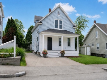 28 Greendale Ave, Worcester, Massachusetts, 4 Bedrooms Bedrooms, 7 Rooms Rooms,2 BathroomsBathrooms,Residential,For Sale,Greendale Ave,73527394