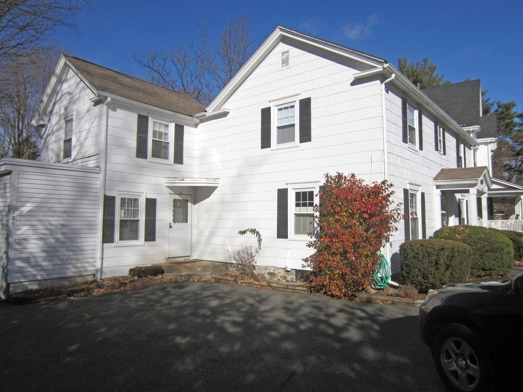 125 Washington St, Wellesley, Massachusetts, 1 Bedroom Bedrooms, 4 Rooms Rooms,1.5 BathroomsBathrooms,Residential Lease,For Rent,Washington St,73527408