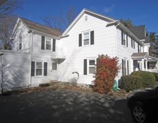 125 Washington St, Wellesley, Massachusetts, 1 Bedroom Bedrooms, 4 Rooms Rooms,1.5 BathroomsBathrooms,Residential Lease,For Rent,Washington St,73527408