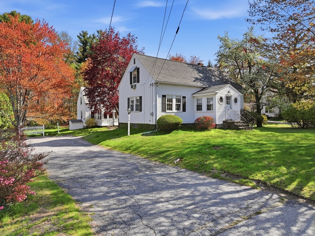 1503 Grafton Rd, Millbury, Massachusetts, 2 Bedrooms Bedrooms, 6 Rooms Rooms,1.5 BathroomsBathrooms,Residential,For Sale,Grafton Rd,73527304