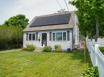 16 Dartmouth St, Barnstable, Massachusetts, 3 Bedrooms Bedrooms, 6 Rooms Rooms,2 BathroomsBathrooms,Residential,For Sale,Dartmouth St,73527275
